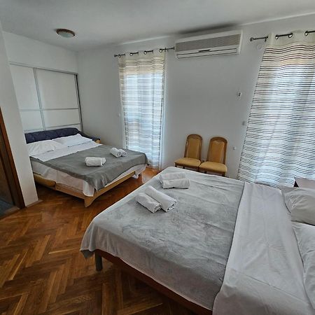 Guest House Mamut Kaštela Eksteriør bilde