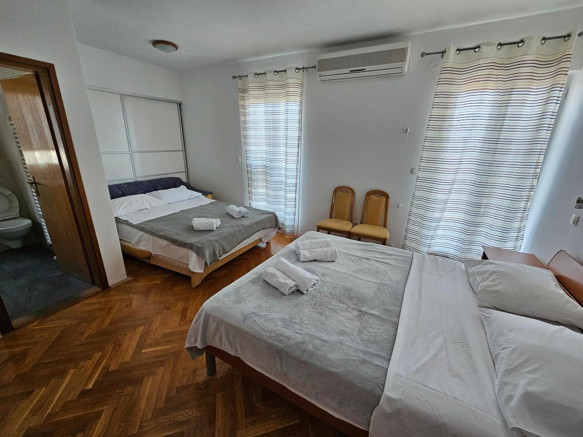 Guest House Mamut Kaštela Eksteriør bilde