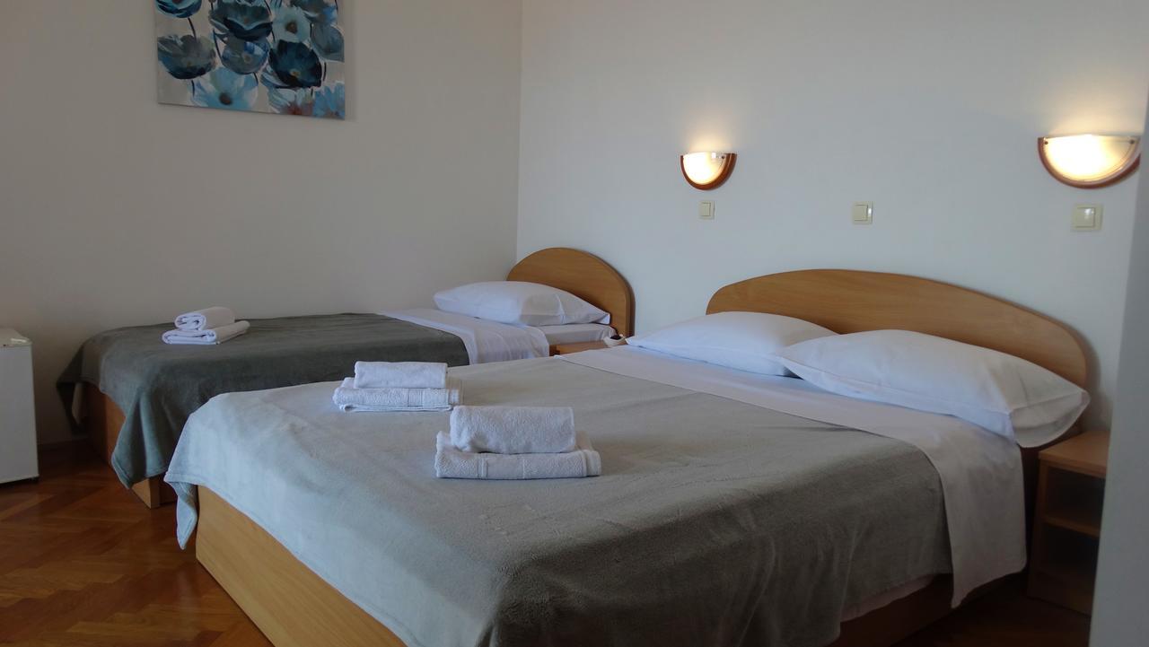 Guest House Mamut Kaštela Eksteriør bilde