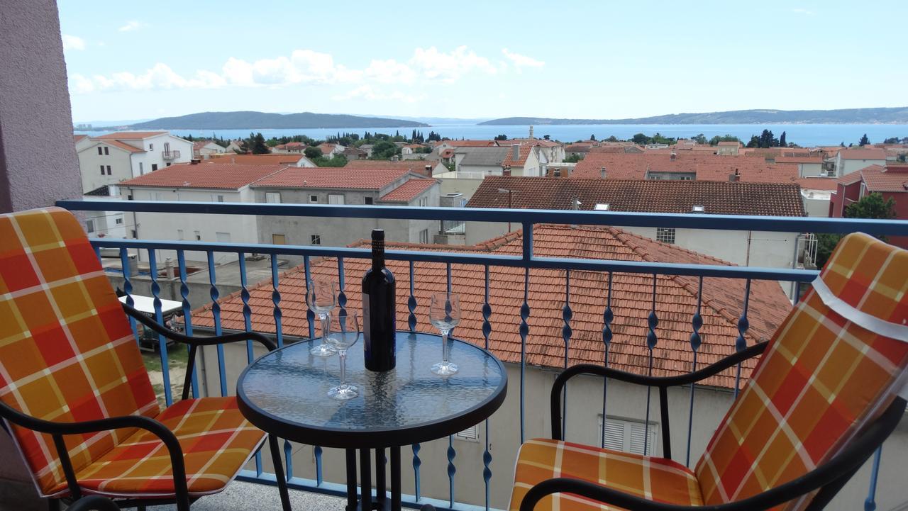 Guest House Mamut Kaštela Eksteriør bilde